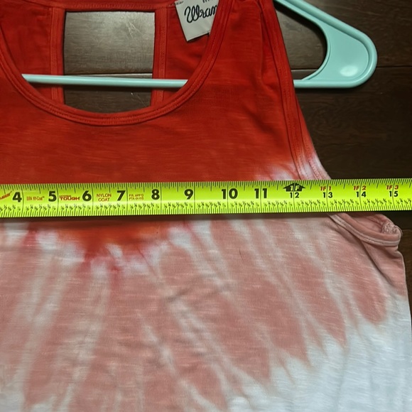Red and White Wrangler Tank Top - Picture 4 of 9
